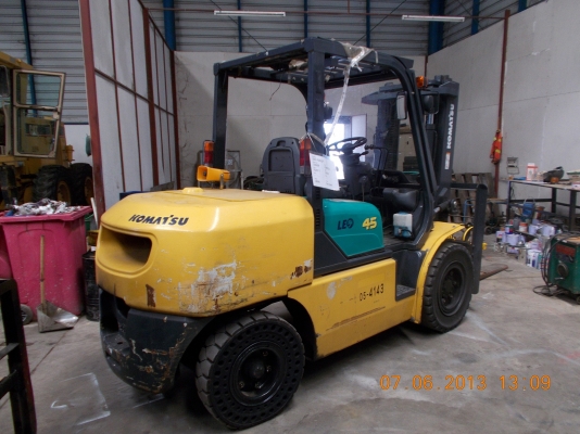 ขายรถฟอร์คลีฟท์ KOMATSU FG45T-7 ออโต้เบ็นซิลเสา3เมตร รถดีสุดๆ โทรมานะ 085-9049669