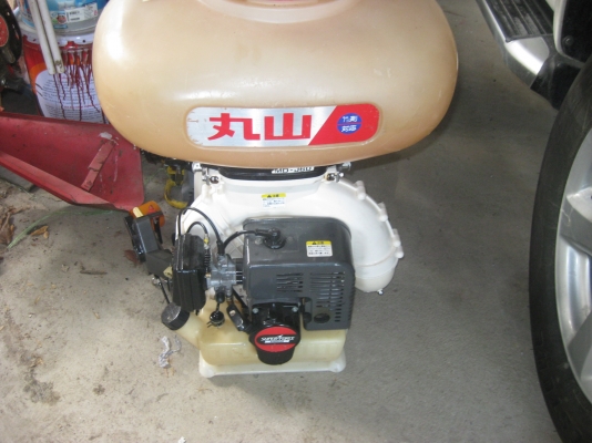 เครื่องพ่นปุ๋ยเคมี