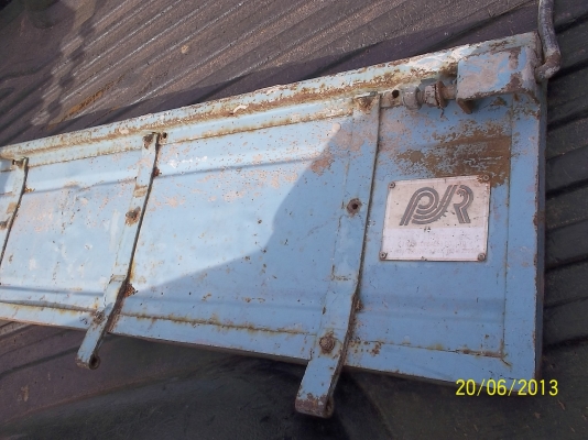 ขาย4ล้อ   tl  เครื่อง  85  แรงม้า  หลังคาโดยสาร