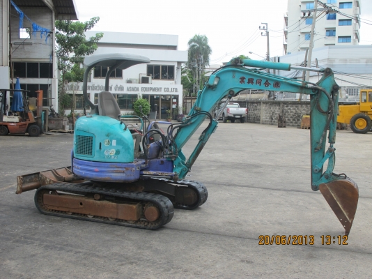 ขายรถขุด KOMATSU PC30FR เก่าจากญี่ปุ่นสภาพสวยพร้อมใช้งาน ขายรถขุด KOMATSU PC30FR เก่าจากญี่ปุ่นสภาพสวยพร้อมใช้งาน