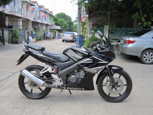 ยังไงก็ขาย CBR150ปี51ไมเหลืงเครื่องเดิมๆชุดโอนครบ ยังไงก็ขาย CBR150ปี51ไมเหลืงเครื่องเดิมๆชุดโอนครบ