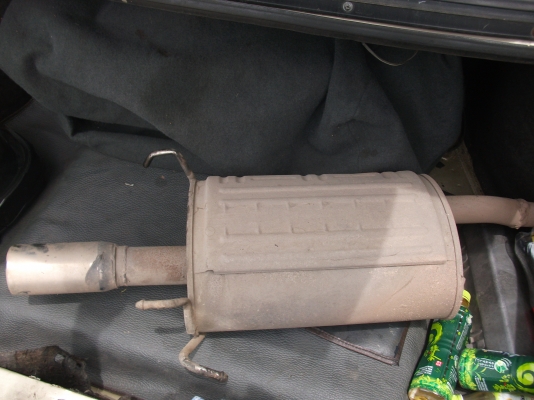 ขายท่อพักนิสสันเซนทรา ถูกๆ