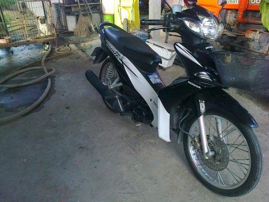 ต้องการขาย เวฟ 110 i เหลือใช้ครับ