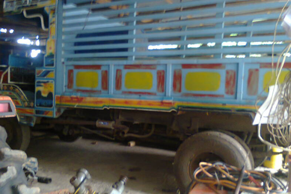 ขายอีแต๋น 6 ล้อ มีดั้มคับ เครื่อง นิสสัน2700 เกียร์ ร็อคอีสุ 6 เกียร์##ราคาคุยได้ขายได้ขายคับ##