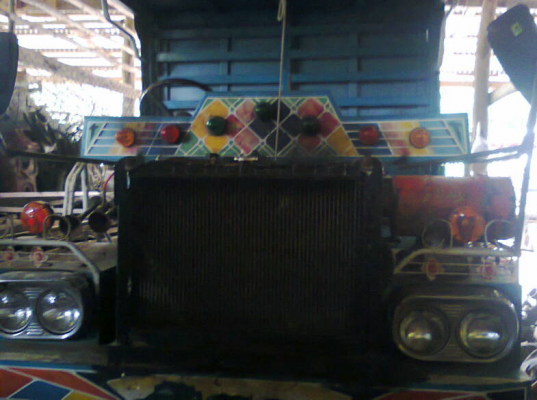 ขายอีแต๋น 6 ล้อ มีดั้มคับ เครื่อง นิสสัน2700 เกียร์ ร็อคอีสุ 6 เกียร์##ราคาคุยได้ขายได้ขายคับ##