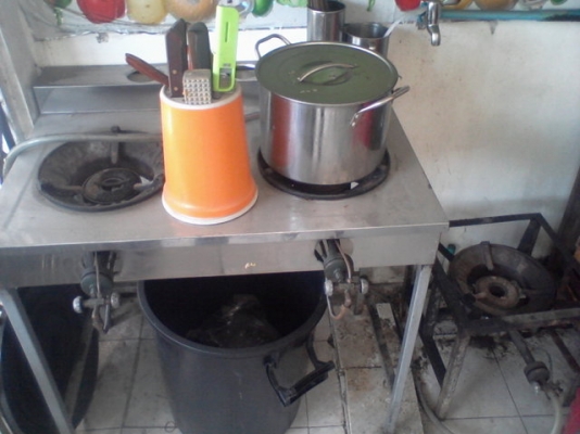 ขายอุปกรณ์ร้านอาหารตามสั่งและก๋วยเตี๋ยว