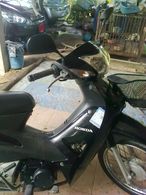 ต้องการขาย เวฟ 100  สภาพดีอีกสักคันครับ