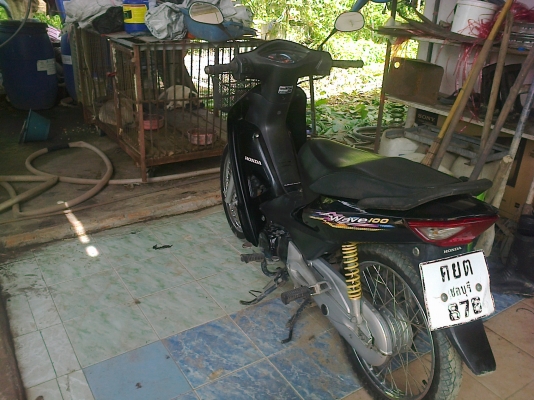 ต้องการขาย เวฟ 100  สภาพดีอีกสักคันครับ