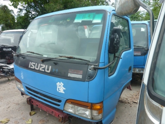 หัวเก๋ง ISUZU NPR การ์ตูน D693