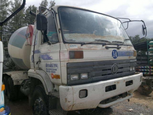 ขายรถโม่ปูน Nissan CW430 เครื่อง PE6 230 แรง ขนาด 7 คิว ทะเบียนพร้อม