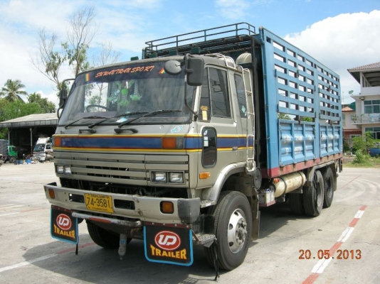 ขายรถหัวพ่วง กระบะเหล็กคอกสูง รุ่น cw430 ปี38 275แรงม้า ราคา710,000 สนใจติดต่อคุณสมเกียรติ Tel. 081-641-5211