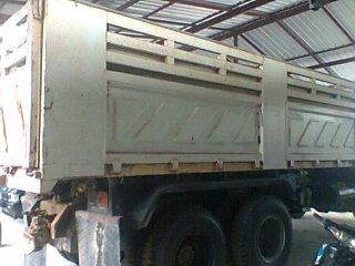 ขายรถบรรทุก Hino megaเครื่อง 260 แรง (พ่วง18 ล้อ) ดั๊มพ์สามมิตร ลูก 2 คาน ยาว 6.20 เมตร ทะเบียนพร้อม