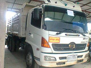 ขายรถบรรทุก Hino megaเครื่อง 260 แรง (พ่วง18 ล้อ) ดั๊มพ์สามมิตร ลูก 2 คาน ยาว 6.20 เมตร ทะเบียนพร้อม