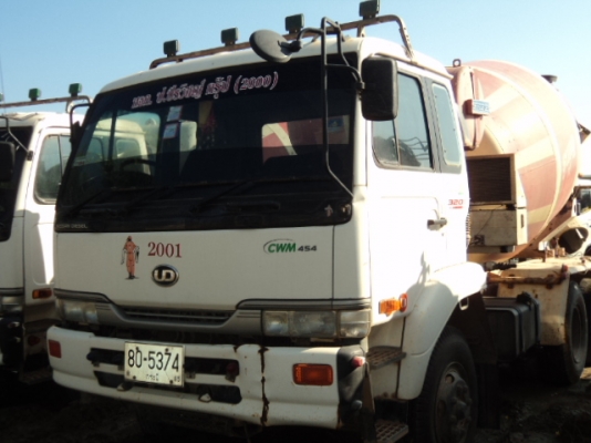 ขายรถมิกซ์ปูน NISSAN 320 hp