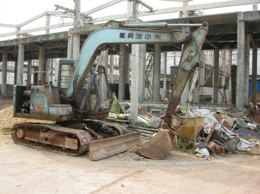 ขายรถแม็คโฮราคาถูก SUMITOMO รุ่น S160F-2 ราคา 240,000 บาท ติดต่อคุณสมเกียรติ 081-641-5211