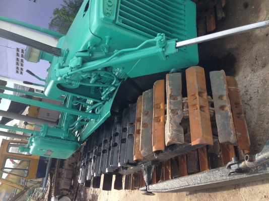 ขายรถแทร็กเตอร์ สภาพดี พร้อมใช้งาน. ใบแทรกครบ