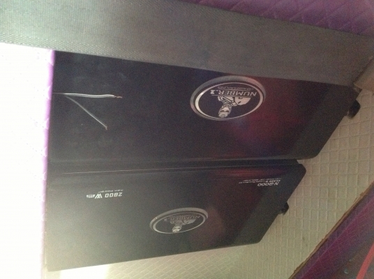 ขายซับ15นิ้วโม 4ดอก ไม่มีโลโก้และคลาสดี 2ตัว