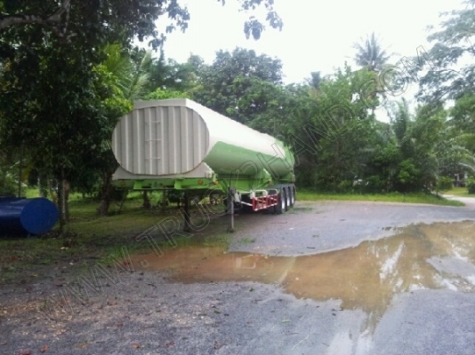 หางพ่วง เป็นหางก้างปลามีถังน้ำยาง