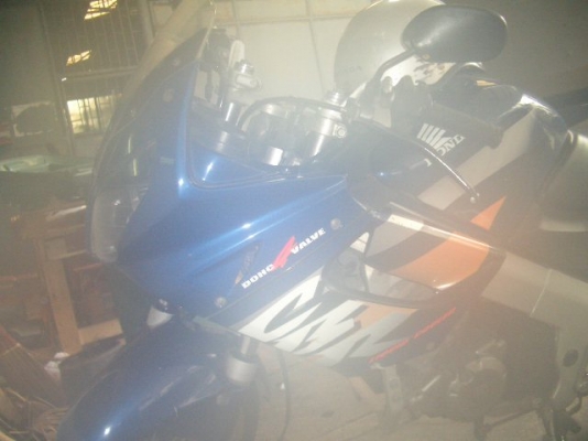 ขอขาย CBR 150 กุญแจเล็ก