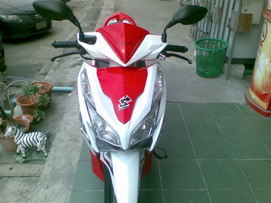 ขายถูก Click 125 i รุ่นใหม่ล่าสุด ปี 2555 รถเพียง 9 เดือน ขายถูก Click 125 i รุ่นใหม่ล่าสุด ปี 2555 รถเพียง 9 เดือน