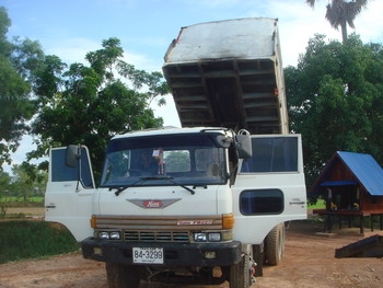 ขายด่วน รถบรรทุกสิบล้อดั๊มเกษตร ฮีโน่  มาก่อนได้ก่อน