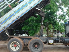 ขายด่วน รถบรรทุกสิบล้อดั๊มเกษตร ฮีโน่  มาก่อนได้ก่อน