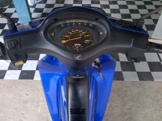 ด่วน!เวฟ125R สต๊าทมือ กุญแจใหญ่ ปี49 รถเครื่องเดิมแน่นๆ พร้อมใช้ ทะเบียน+เอกสารโอน ภาษีไม่หมด 088-2197709