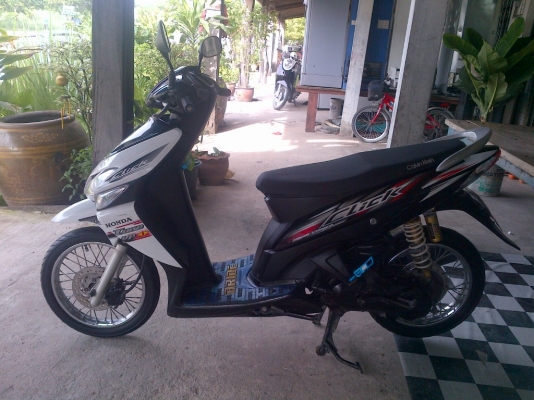 ขาย!ฮอนด้าคลิ๊ก ปี50 รถเครื่องเดิมแน่นๆ  พร้อมใช้ ทะเบียน+เอกสารโอน ภาษีไม่หมด