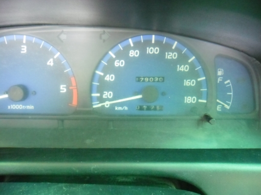 กระบะTOYOTa ไทเกอร์ เครื่องดีเอกสารทะเบียนพร้อมภายในสวยยางดี