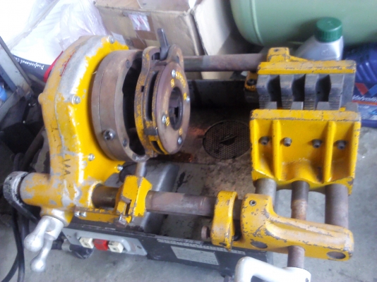 เครื่องทำเกลียวท่อประปาจากญี่ปุ่นใช้ไฟ110V.มีหม้อแปลงให้พร้อมใช้