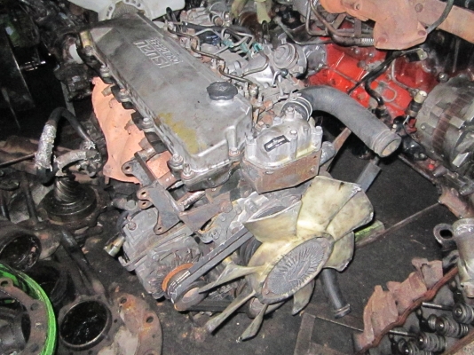 ขายเครื่องยนต์ 4HF 135 แรง ข้อ STD