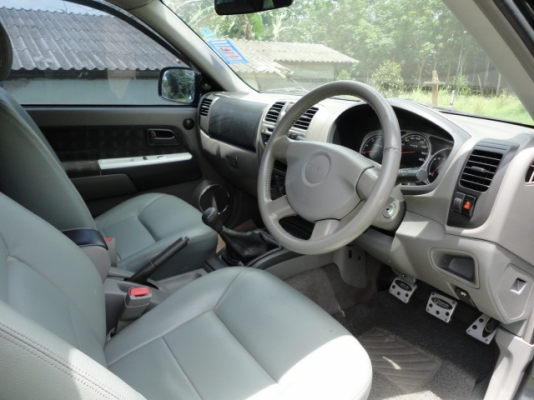 ISUZU D-MAX ขับ 4X4 เครื่อง 3000 ปี 2003 สีเดิมๆทั้งคัน พร้อมใช้ ISUZU D-MAX ขับ 4X4 เครื่อง 3000 ปี 2003 สีเดิมๆทั้งคัน พร้อมใช้