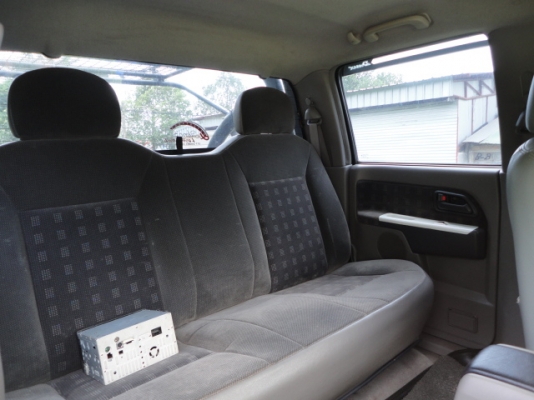 ISUZU D-MAX ขับ 4X4 เครื่อง 3000 ปี 2003 สีเดิมๆทั้งคัน พร้อมใช้ ISUZU D-MAX ขับ 4X4 เครื่อง 3000 ปี 2003 สีเดิมๆทั้งคัน พร้อมใช้