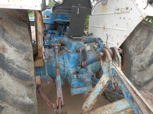 รถไถนา FORD 6600 เสื้อเรียบ ปั้มเหลียม เครื่องT5ผาน3+ดันหน้า