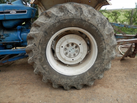 รถไถนา FORD 6600 เสื้อเรียบ ปั้มเหลียม เครื่องT5ผาน3+ดันหน้า