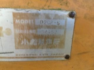 ขายรถแทรคเตอร์KOMATSU D20P-5ใบมีดหน้าสไล้รอบทิศทางรถพร้อมใช้สนใจโทร081-9701072