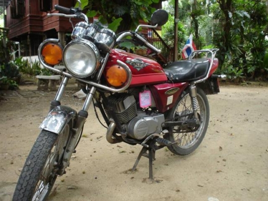 *** ไฟเสริมโครงกันล้ม/ชุดไฟหน้า+แตรSuzuki RGV ***