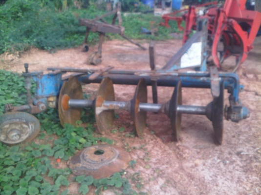 ขายผาน5 PTเพลาเล็ก สำหรับฟอร์ดสภาพพร้อมใช้งาน