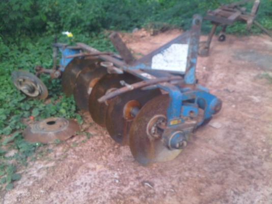 ขายผาน5 PTเพลาเล็ก สำหรับฟอร์ดสภาพพร้อมใช้งาน