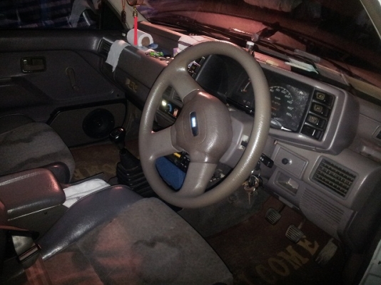 isuzu มังกร  สภาพสวยพร้อมโอน