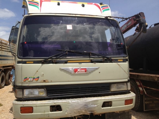 รถฮีโน่ 10 ล้อดั้ม FM3H  195 แรงม้า  สนใจติดต่อ 081 - 6079515