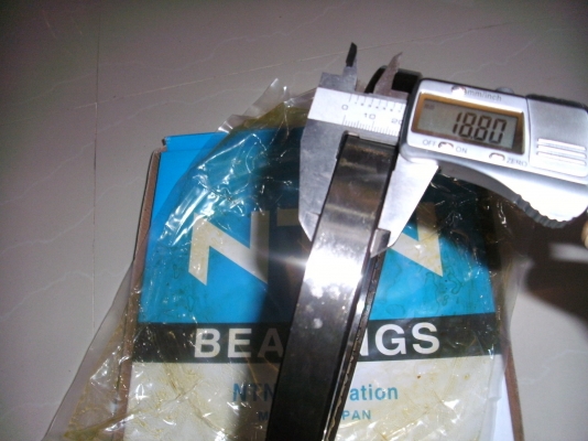 ลูกปืนเบอร์184BA2251,PC60-7E (S/N 45001 UP,CHINA) ลูกปืนเบอร์184BA2251,PC60-7E (S/N 45001 UP,CHINA)