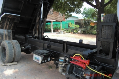 ***ขายแล้วครับขอบคุณ Truck2hand ขาย 6ล้อดั๊มสภาพสวยจัด  HINO FB4JGKA-140HP ห้างแท้ปี44 เครื่องเดิมJO5C 140HP แห้งกริ๊บไม่มีเยิ้มแรงจริง ช่วงล่างแน่นคัสซีสวยมากไม่มีผุไม่มีบวม กระบะดั๊มเหล็ก6ตันต่อใหม่สดๆสภาพสวยจัดไม่มีผุ ยาว3.6ม.หัวบางภายในสวยมากคอนโซลครบ