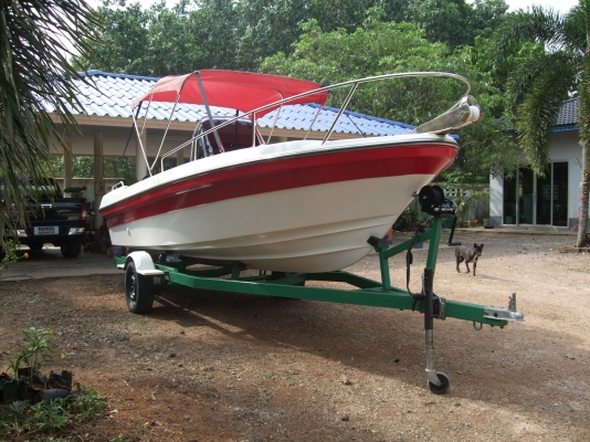 ขายเรือสำหรับตกปลาในทะเล ราคาประมาณ 600,000 บาท