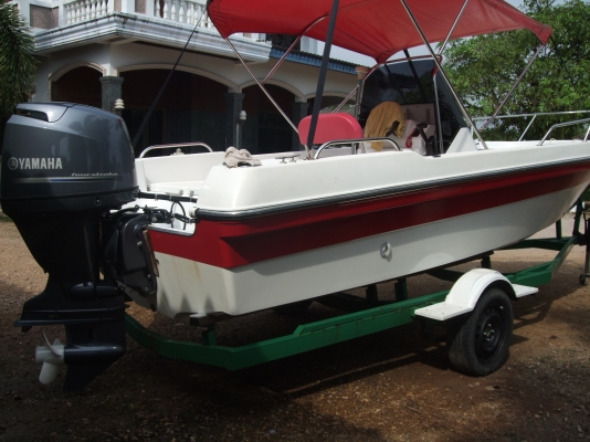 ขายเรือสำหรับตกปลาในทะเล ราคาประมาณ 600,000 บาท