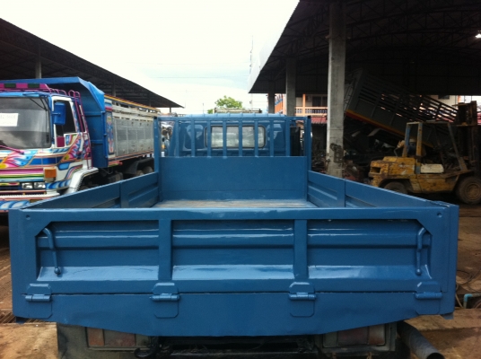 ISUZU NPR เครื่อง 115 แรงม้า ยางเรเดียล กระทะอลูมิเนียม กระบะคาร์โก้ ทะเบียนพร้อมโอน ราคาต่อรอง