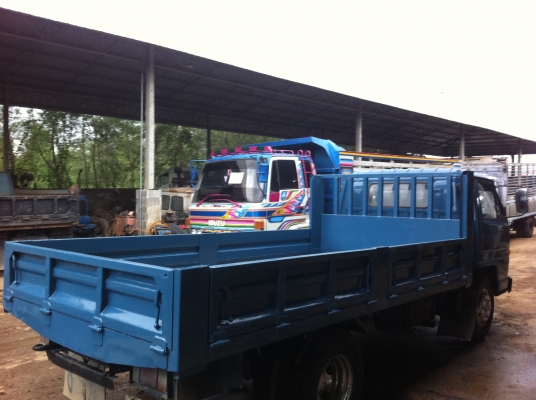 ISUZU NPR เครื่อง 115 แรงม้า ยางเรเดียล กระทะอลูมิเนียม กระบะคาร์โก้ ทะเบียนพร้อมโอน ราคาต่อรอง