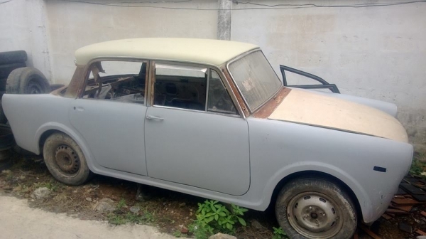 แยก DATSUN 320 เก๋ง FIAT1100d สอถาม แยก DATSUN 320 เก๋ง FIAT1100d สอถาม