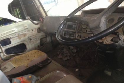 ขาย 10ล้อ2เพลาติดโม่ปูน HINO FM-187LA เครื่องวางใหม่HO7C 185HP (ใบคุม) แห้งๆแรงดีไม่เยิ้ม ช่วงล่าง2เพลาเดิมคัสซีสวยไม่ผุไม่ดาม หัวบางมีผุนิดหน่อย ภายในพอใช้ เบรคเดิม ยางพอใช้10เส้น พร้อมโม่ปู 5คิว แบบโซ่ สภาพดี ใช้งานได้ปกติ (ยังไม่ได้แจ้งติดตั้ง) ขายตามส