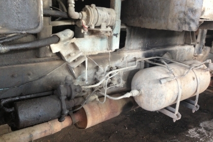 ขาย 10ล้อ2เพลาติดโม่ปูน HINO FM-187LA เครื่องวางใหม่HO7C 185HP (ใบคุม) แห้งๆแรงดีไม่เยิ้ม ช่วงล่าง2เพลาเดิมคัสซีสวยไม่ผุไม่ดาม หัวบางมีผุนิดหน่อย ภายในพอใช้ เบรคเดิม ยางพอใช้10เส้น พร้อมโม่ปู 5คิว แบบโซ่ สภาพดี ใช้งานได้ปกติ (ยังไม่ได้แจ้งติดตั้ง) ขายตามส